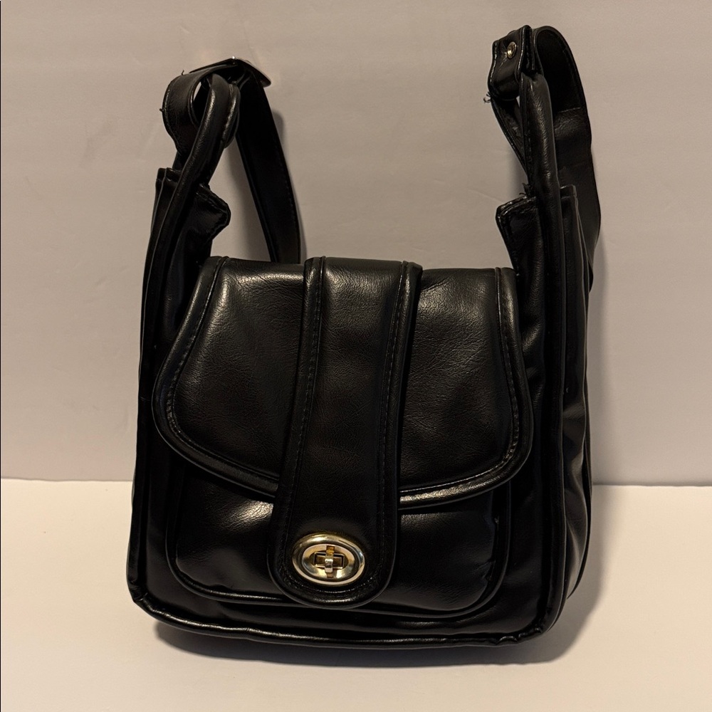Elegant Black Leather Crossbody Bag
